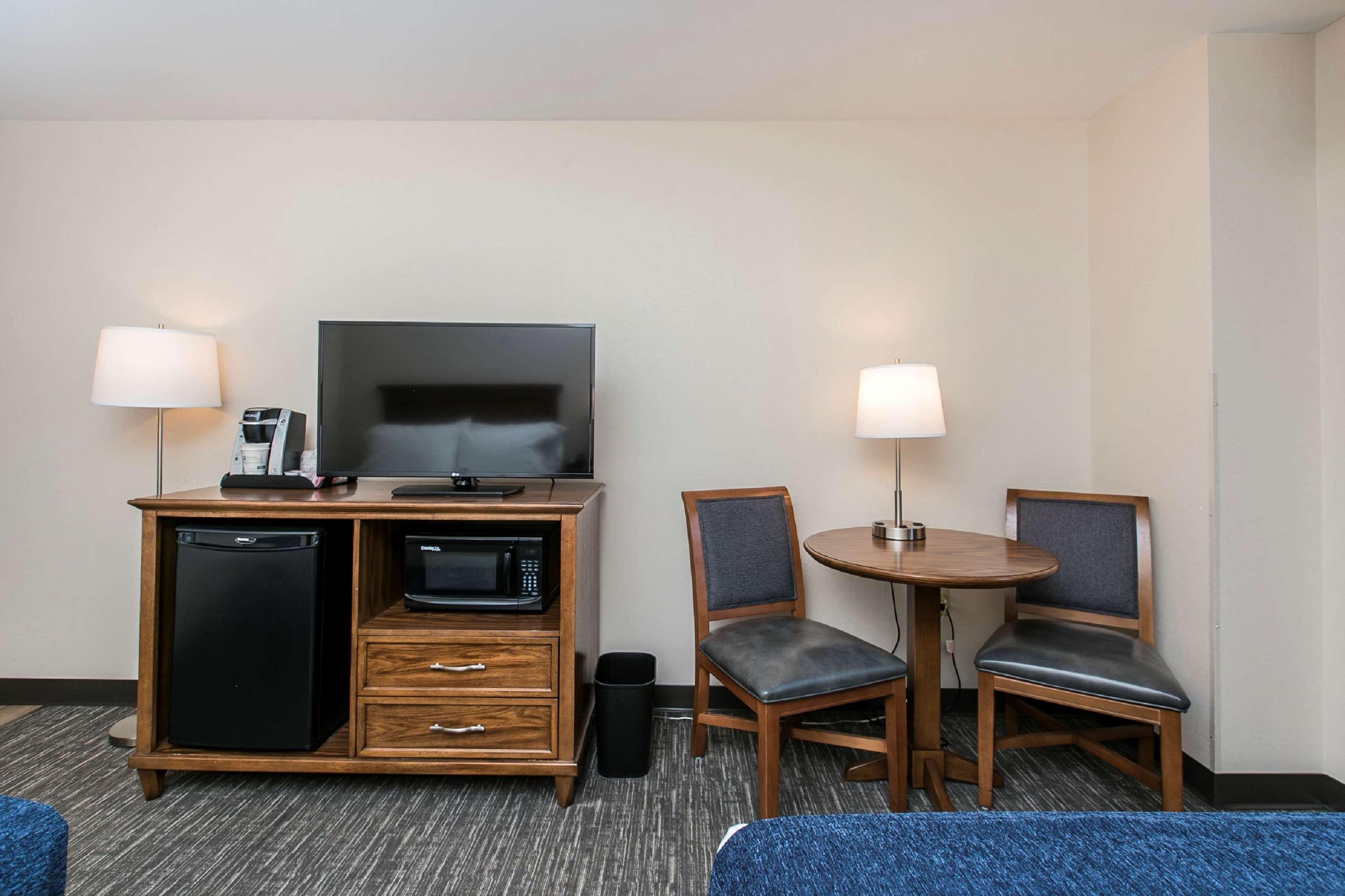 Surestay Plus Hotel By Best Western Elizabethtown Hershey Экстерьер фото