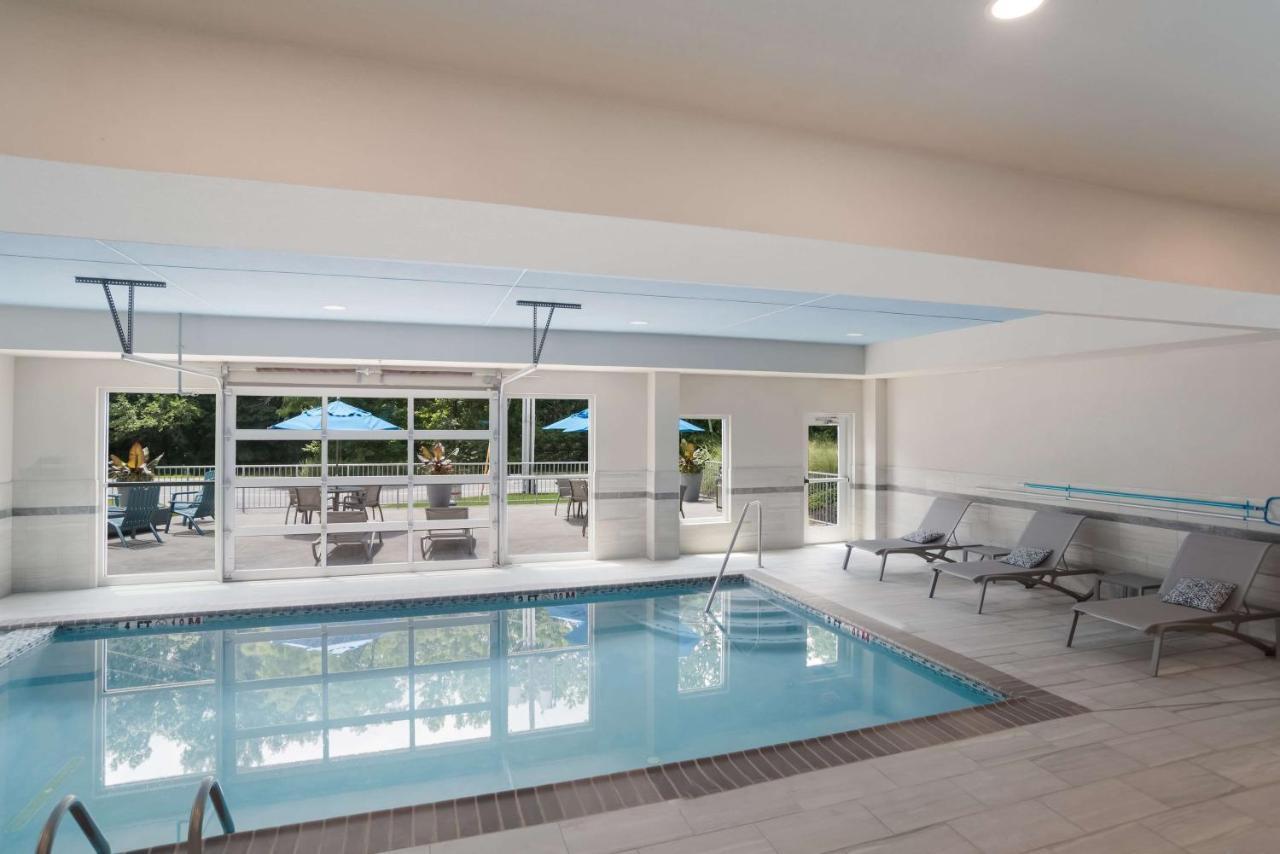 Surestay Plus Hotel By Best Western Elizabethtown Hershey Экстерьер фото
